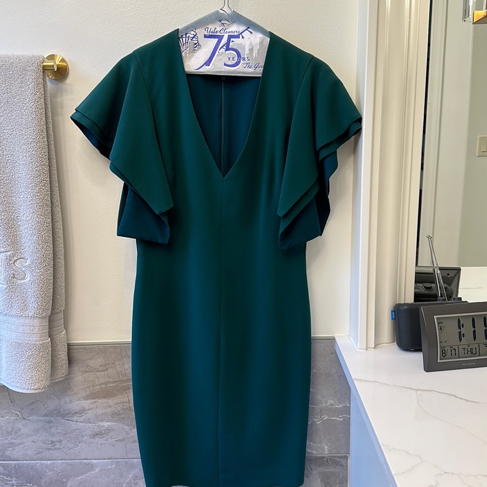 Black halo Simona sheath in dark green size 8.